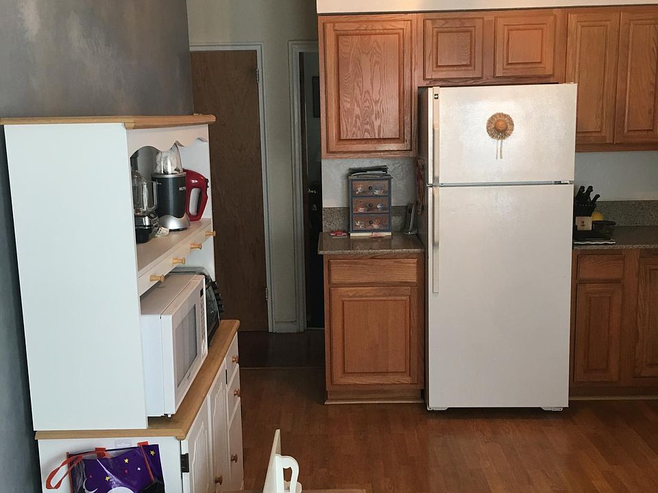 1st image of 218 Cook Ave #2
