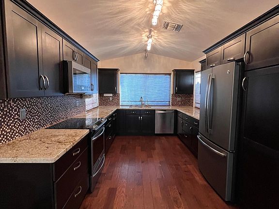 5th image of 2341 N Emerald Lake Ct
