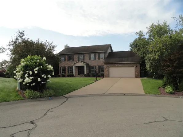 104 Spring Ridge Dr, Butler, PA 16001