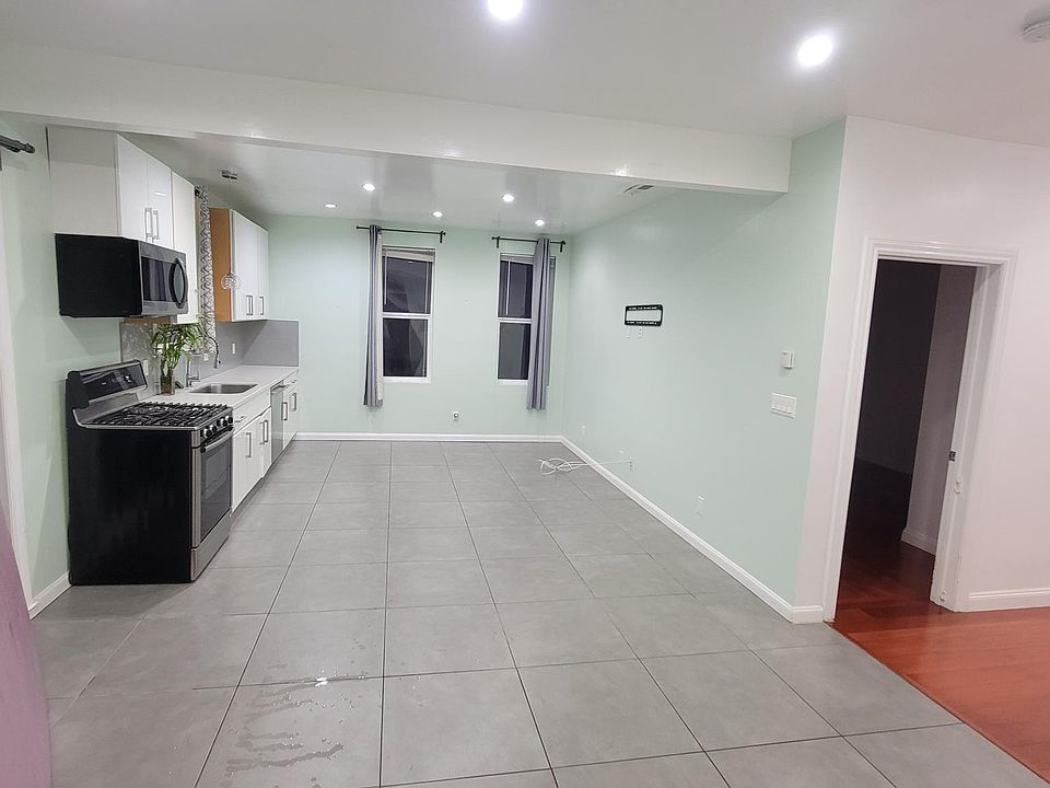 1st image of 808 Capitol Ave #2