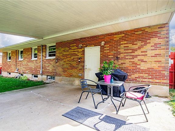 3rd image of 1339 Falke Dr
