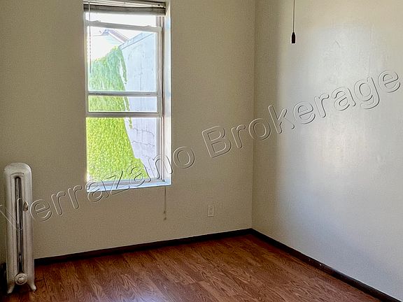 5th image of 7917 15th Ave #2R