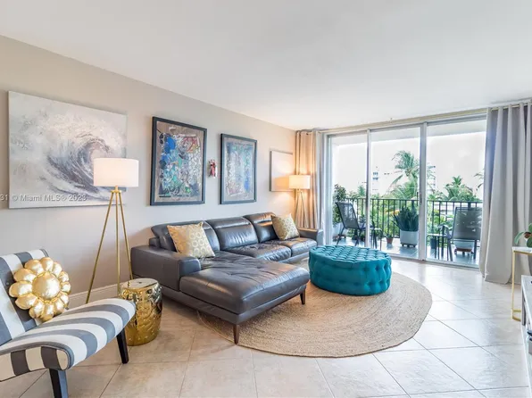 1001 91st St APT 307, Bay Harbor Islands, FL 33154