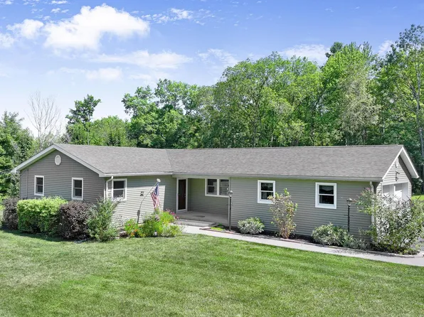 152 Delmar Hill Road, Slate Hill, NY 10973