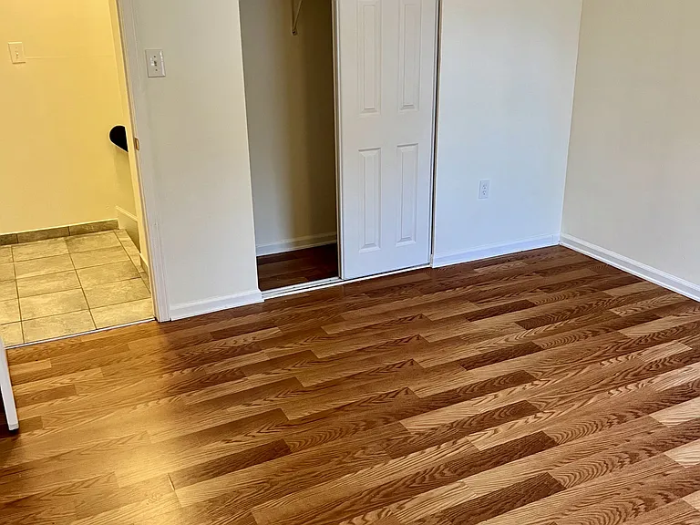 123 Hunt Club Ct — Photo 10
