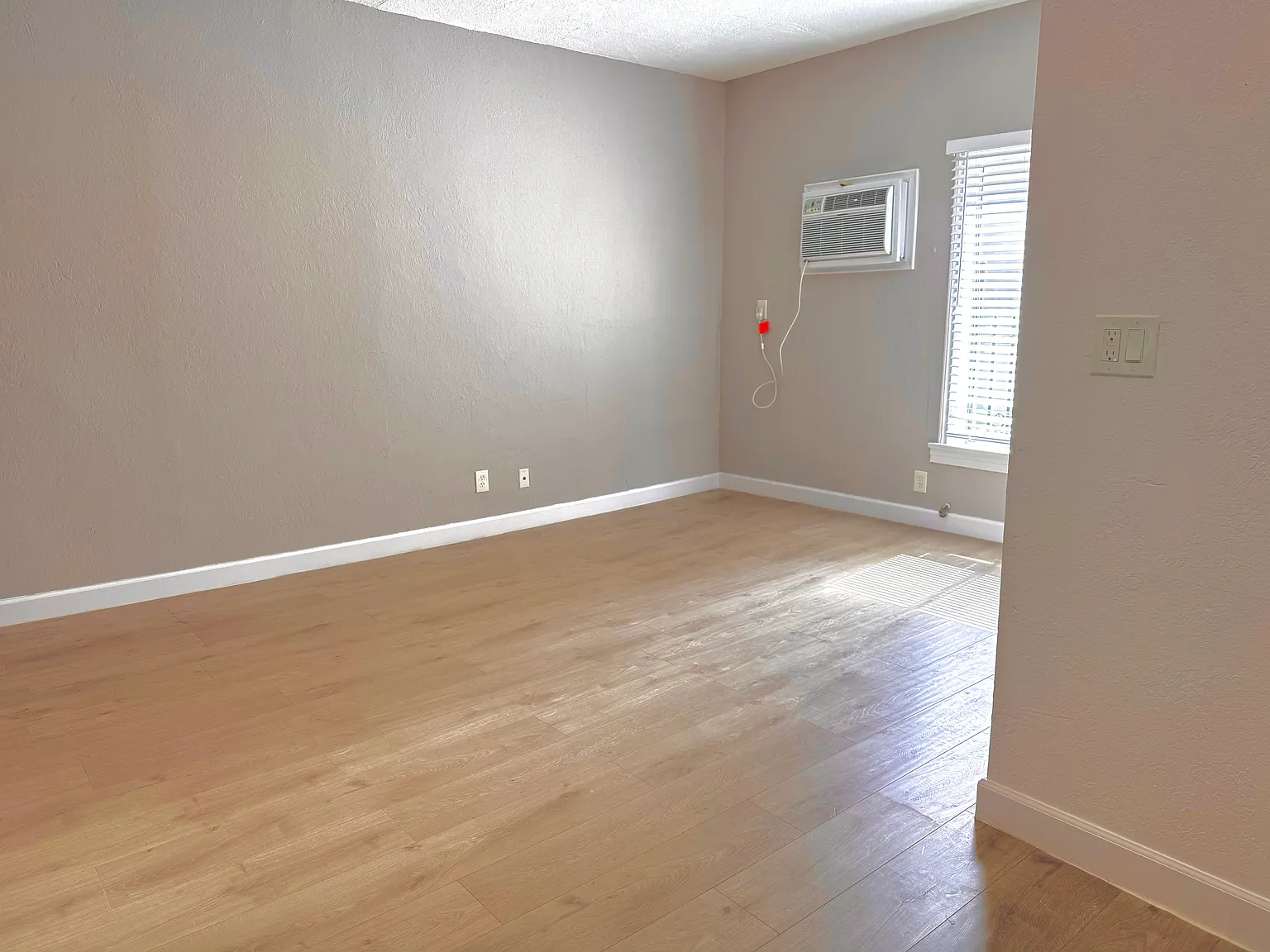 Studio, $1,495 — Photo 4
