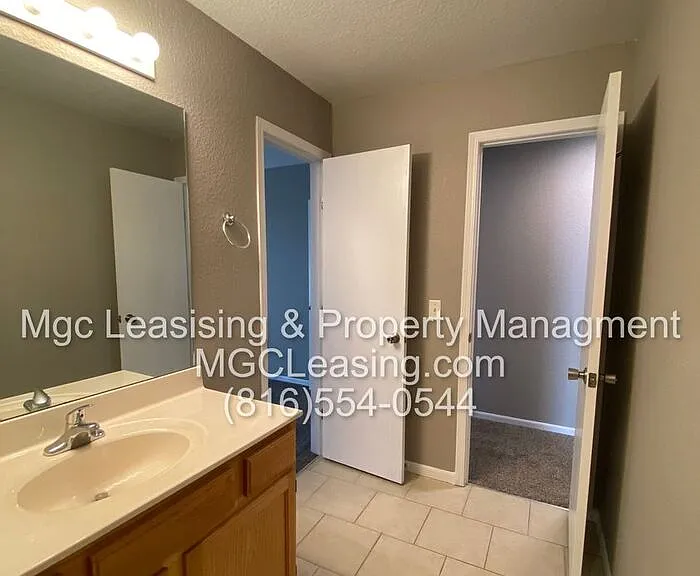 504 SW 5th St — Photo 15