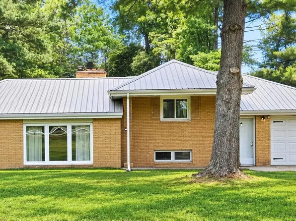 9384 Birch Run Rd, Millington, MI 48746