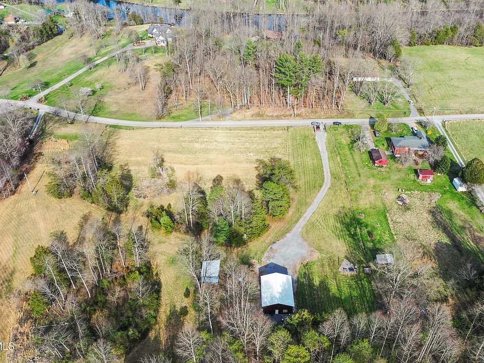 1st image of 990 Bullock Hollow Rd