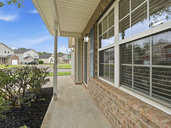 4th image of 409 Scotts Creek Trl