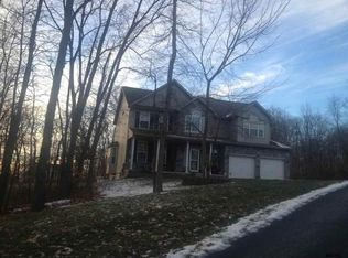 174 Lucas Dr, Littlestown, PA 17340