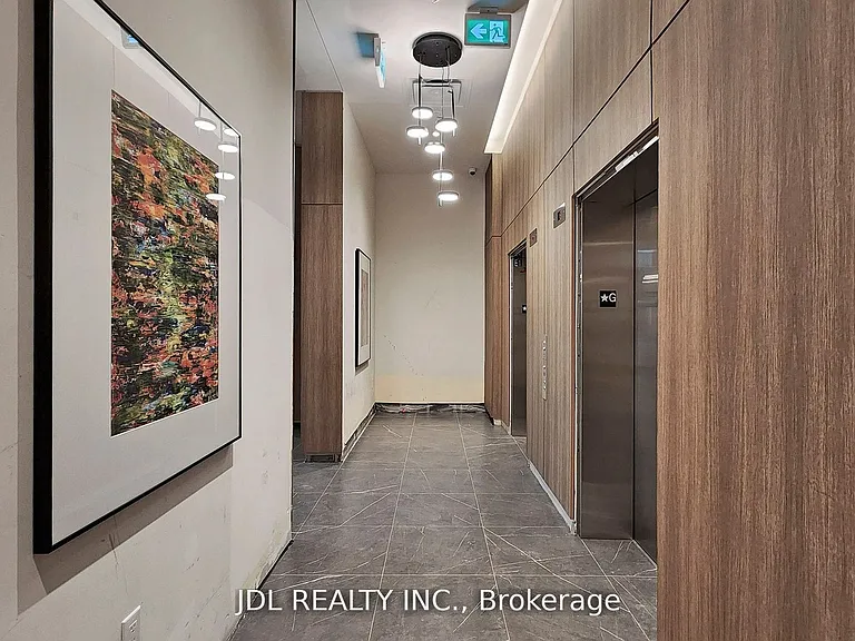 81 Wellesley St E #2101 — Photo 5