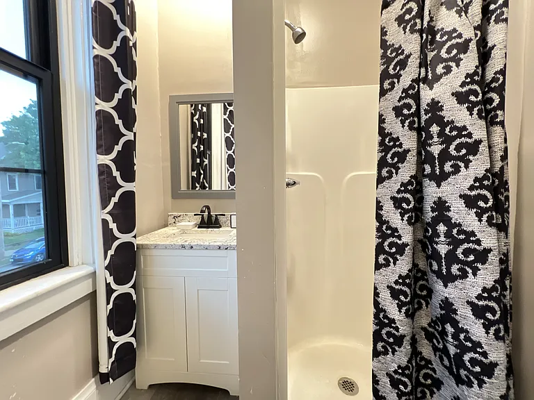 1228 Jackson St — Photo 18