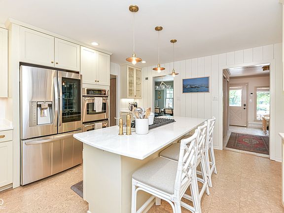 4th image of 5939 Gladden Dr