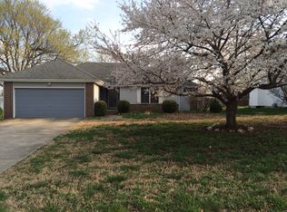 3180 W Erie St, Springfield, MO 65807