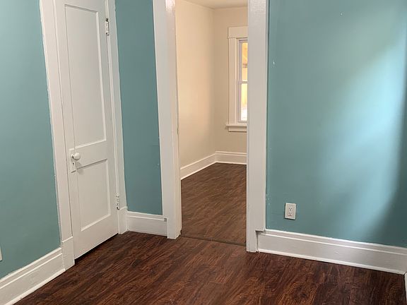 5th image of 636 Wyoming Ave APT 2