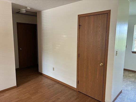 4th image of 68 E 1st St #8