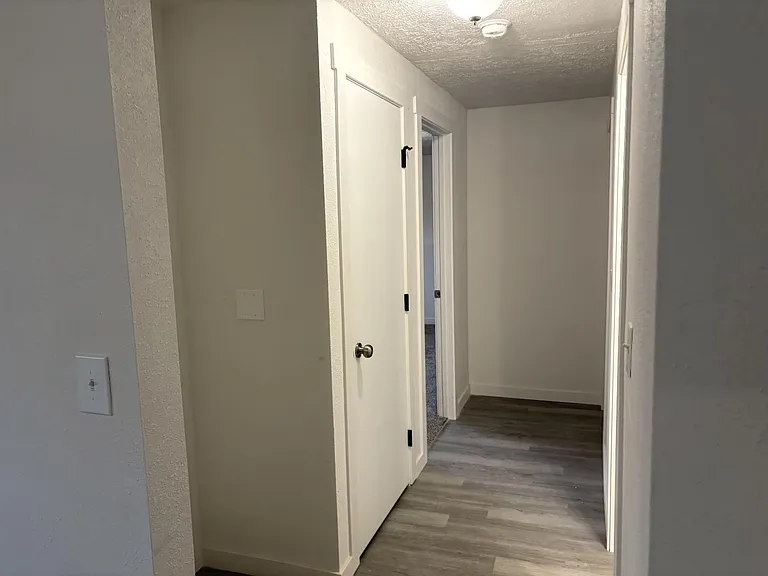 Unit Photo