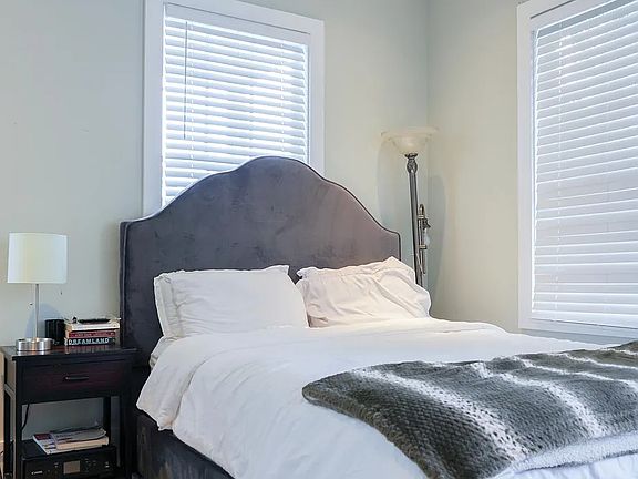 3rd image of 18 Felix St #B