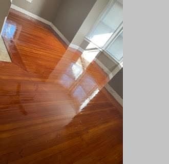 5th image of 49 Cedar St Floor 1