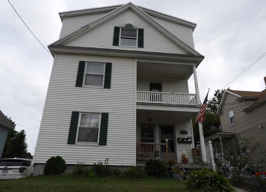 1st image of 134 1/2 Kinsley St