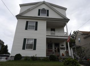 134 1/2 Kinsley St, Nashua, NH 03060