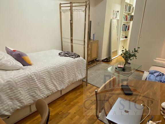 2nd image of 203 W 85th St APT 33