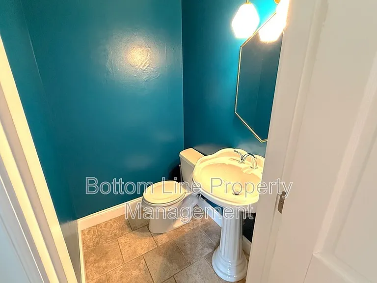6741 Windyrush Rd — Photo 8