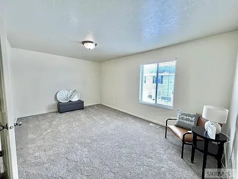 483 Pheasant Ridge Dr #D — Photo 5
