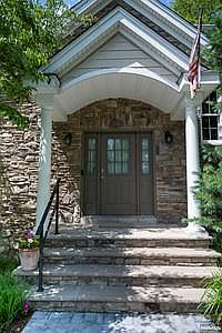 2nd image of 51 Rutherford Pl