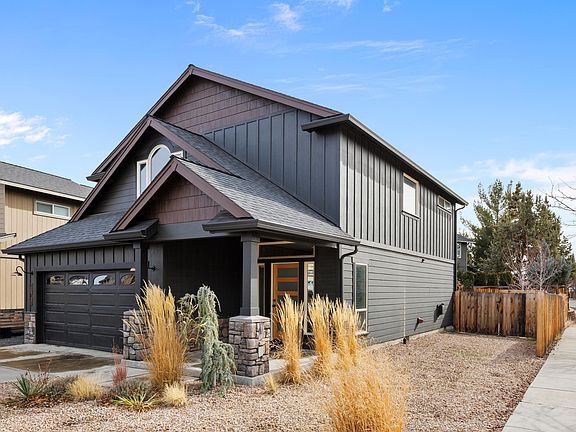 2nd image of 20739 NE Angora Ct