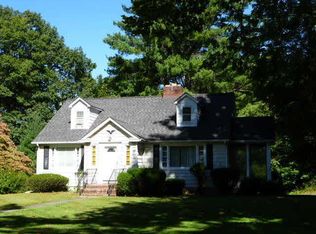 7 Valley Rd, Wappingers Falls, NY 12590