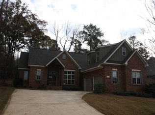 210 Solamere Ln, Auburn, AL 36832