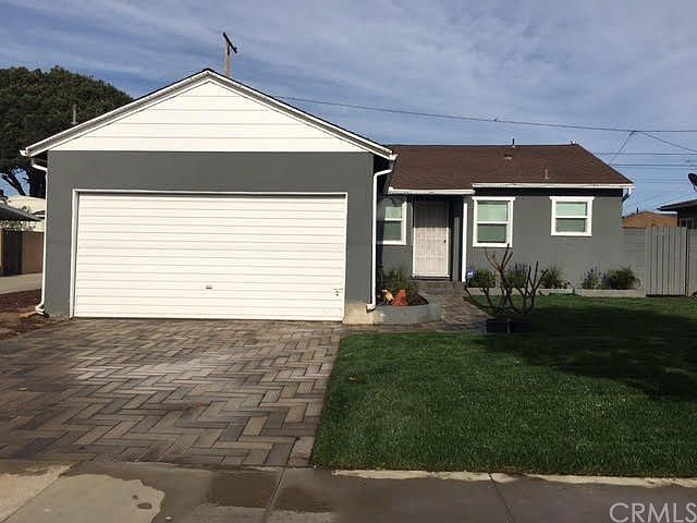 1st image of 15920 Gramercy Pl