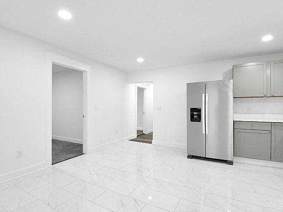 5th image of 1113 Woodside Blvd