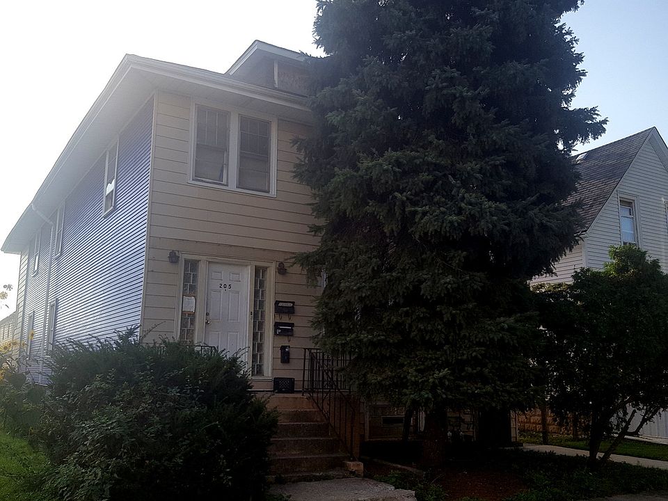 1st image of 205 28th Ave