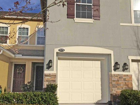 3rd image of 5979 Bartram Village Dr