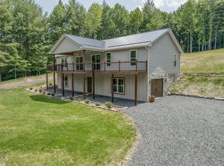 145 Mountain View Ln, Roan Mountain, TN 37687