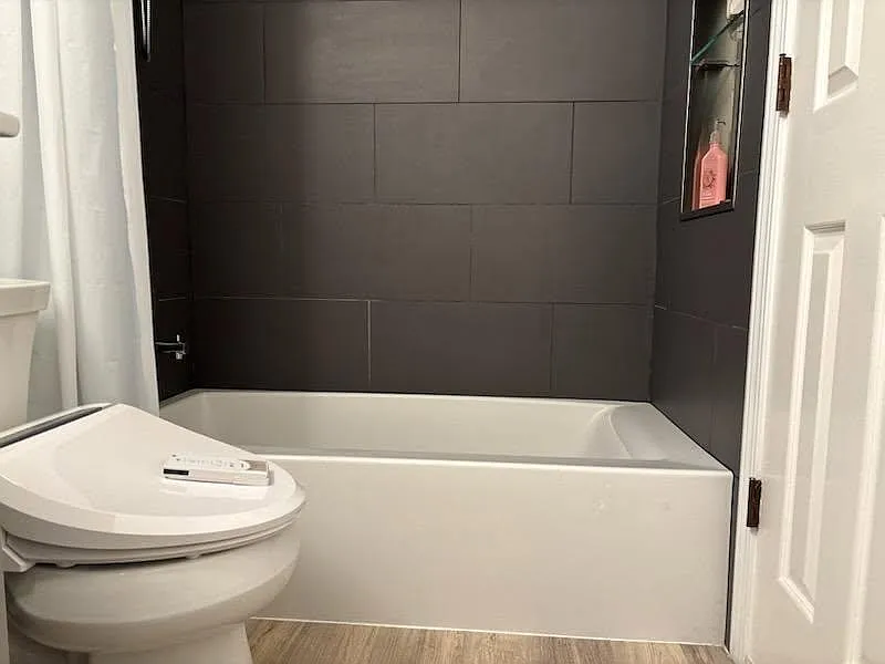 2 bed, $5,000 — Photo 4