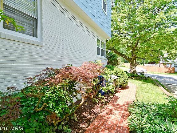 4th image of 7005 Stanford Dr