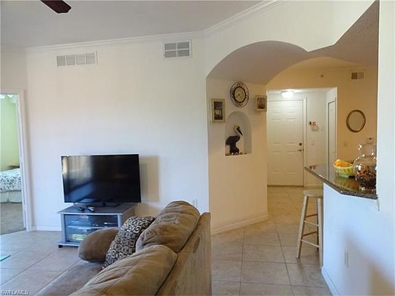 5th image of 12940 Positano Cir APT 207