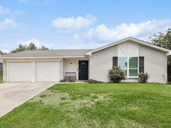 1505 Briar Run, Benbrook, TX 76126