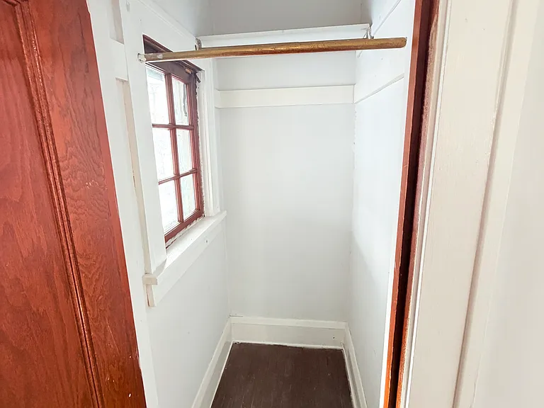 15711 Grovewood Ave #2 — Photo 11