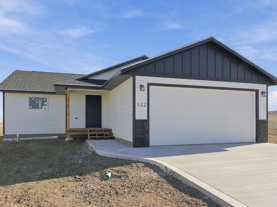 1st image of 522 Alpha Ave