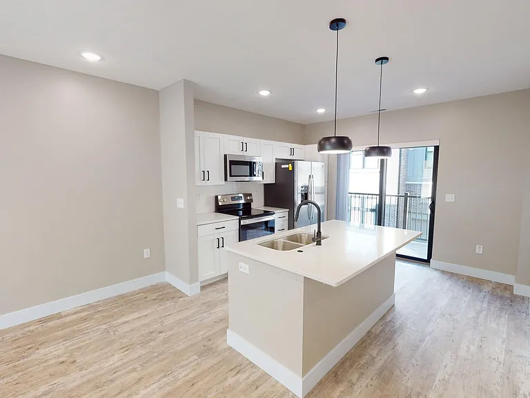 Element 30 Townhomes — Photo 11