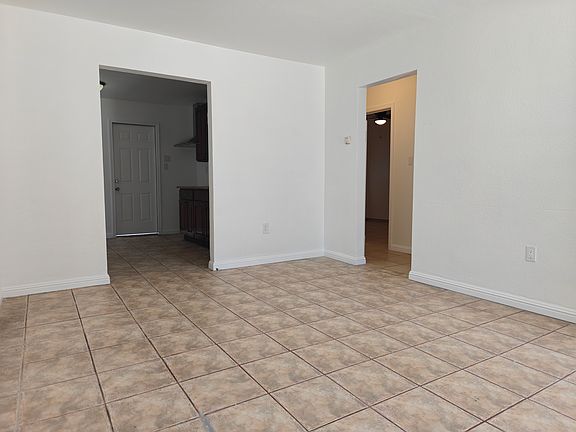 4th image of 1307 Turrill Ave