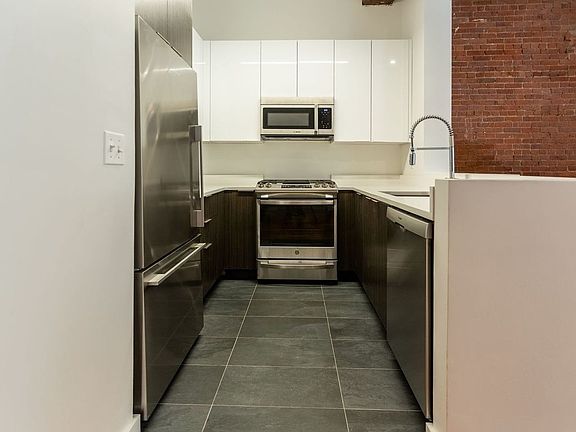 5th image of 275 Park Ave #4II