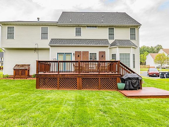 4th image of 8314 Shane Edmonds Ln