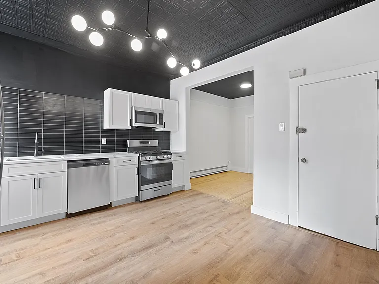 342 Bramhall Ave #1 — Photo 3
