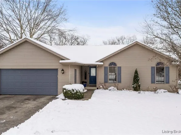 107 Country Manor Boulevard, Madison, IN 47250